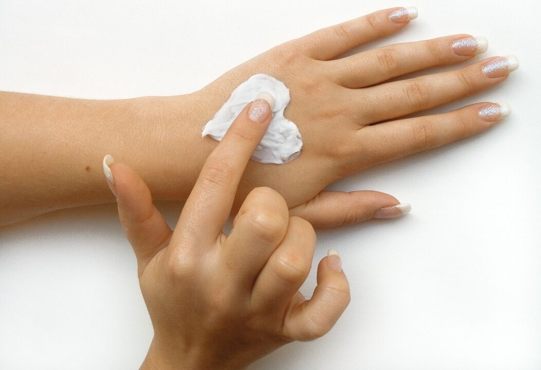 crema de manos para el rejuvenecimiento de la piel